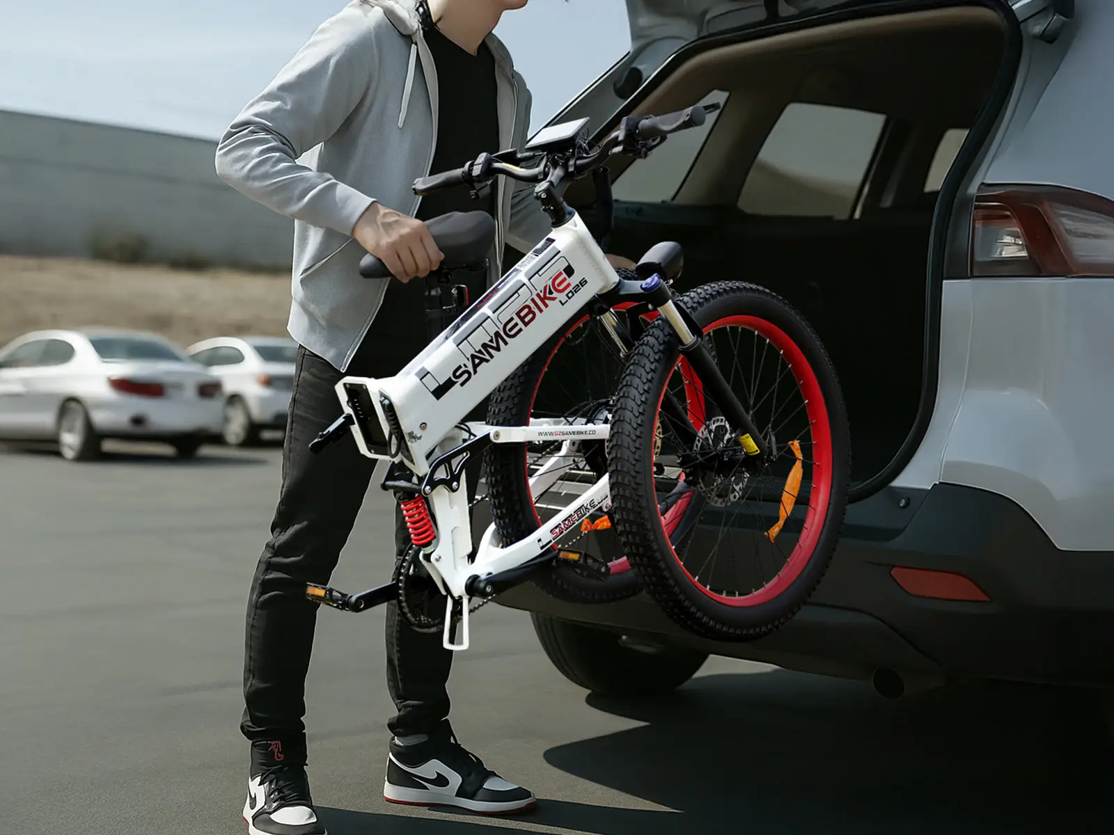 SAMEBIKE LO26 Plus – fatbike elektrobicykel – produktová fotografia 11