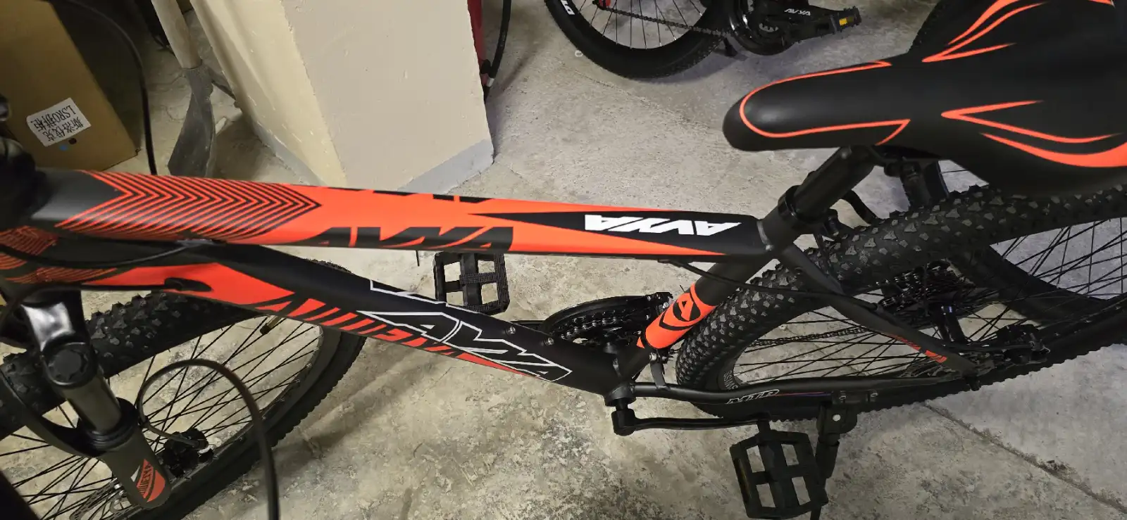 MTB bicykel AVYA 27,5″ – oranžový – DETI