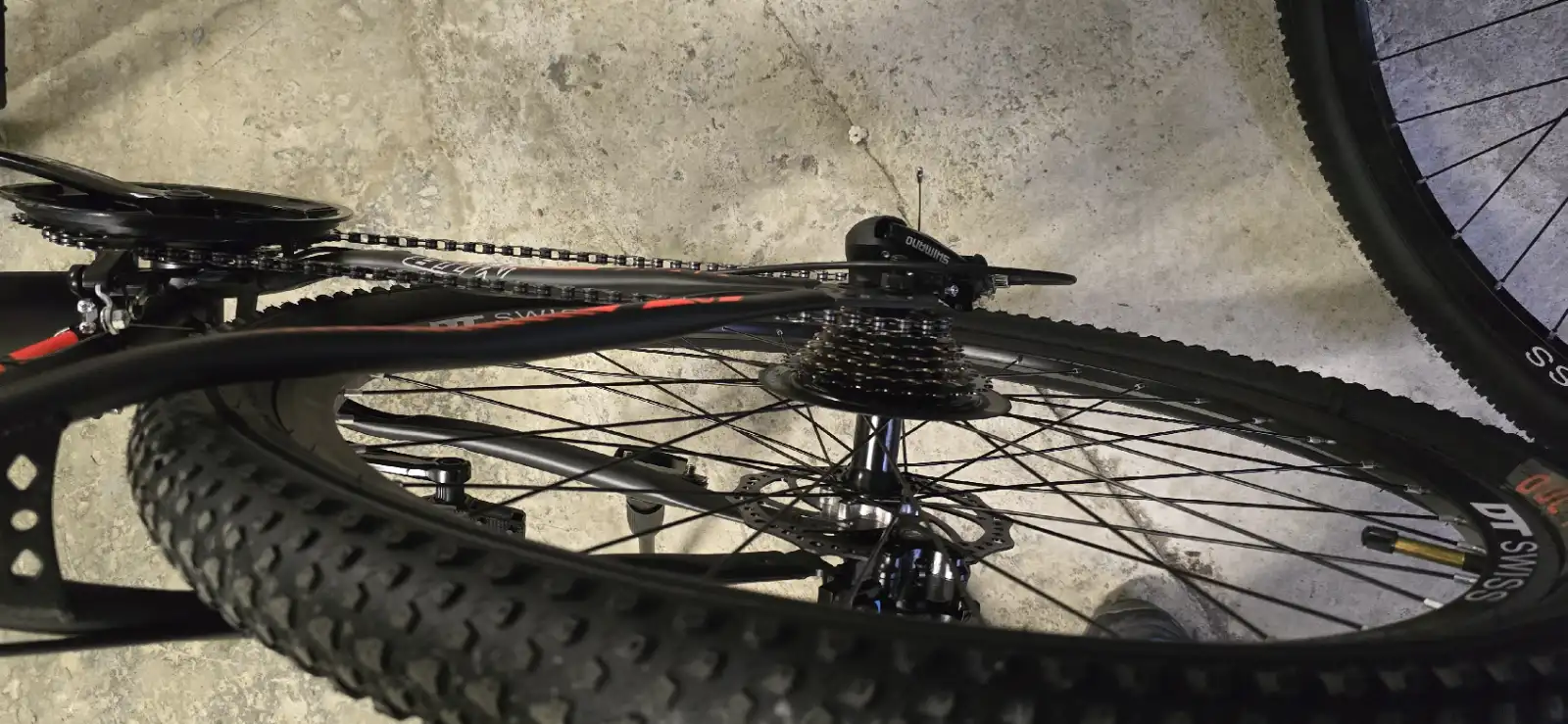 MTB bicykel AVYA 27,5″ – oranžový – produktová fotografia 2
